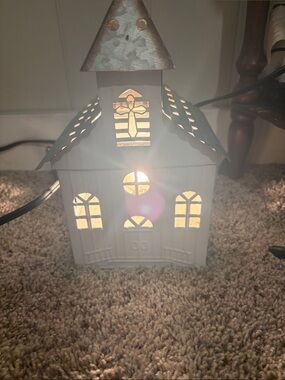 Scentsy White Metal Chapel Lantern with Warm Glow
